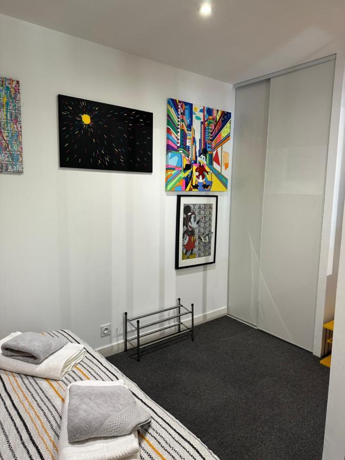 Pop Appart Appartement Artiste Configure En Galerie Dart A 200 M Du Centre Ville Avec Parking Prive Et Securise Gratuit Dans Copropriete Avignon Exterior foto