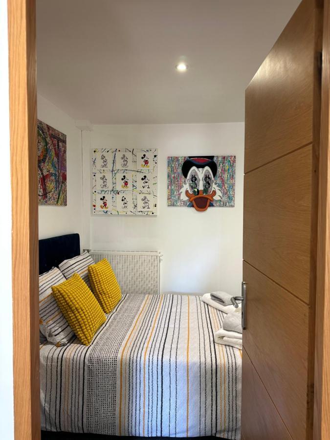 Pop Appart Appartement Artiste Configure En Galerie Dart A 200 M Du Centre Ville Avec Parking Prive Et Securise Gratuit Dans Copropriete Avignon Exterior foto