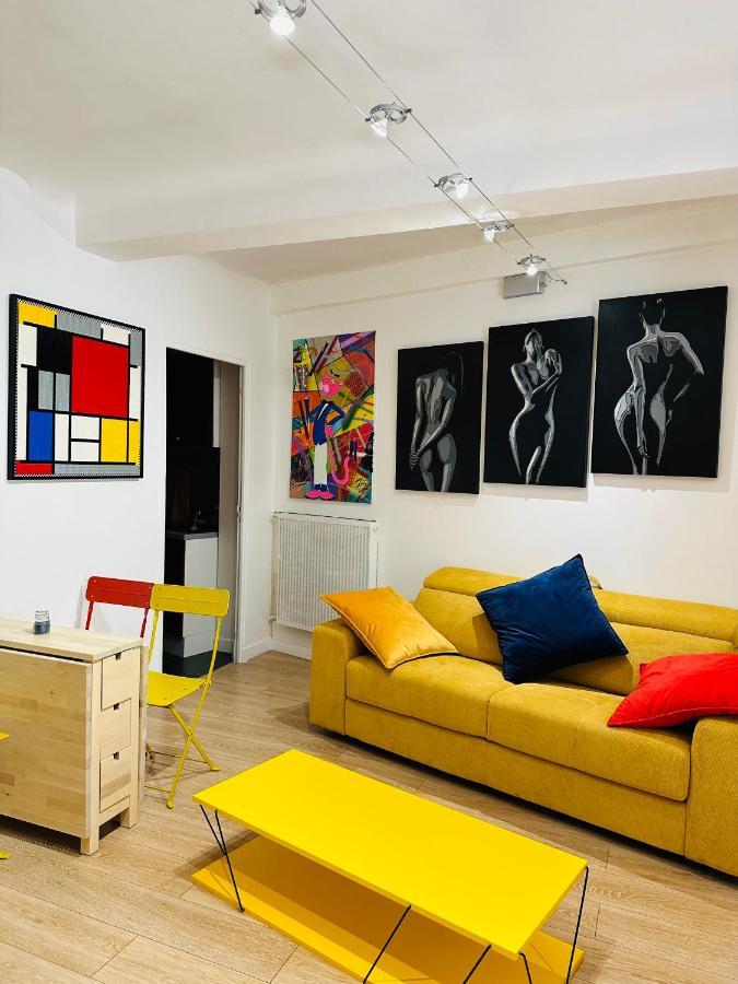 Pop Appart Appartement Artiste Configure En Galerie Dart A 200 M Du Centre Ville Avec Parking Prive Et Securise Gratuit Dans Copropriete Avignon Exterior foto